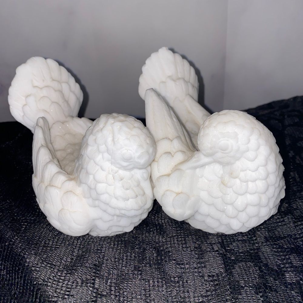 Vintage Italian Carved White Alabaster Dove Figurines - A Pair
